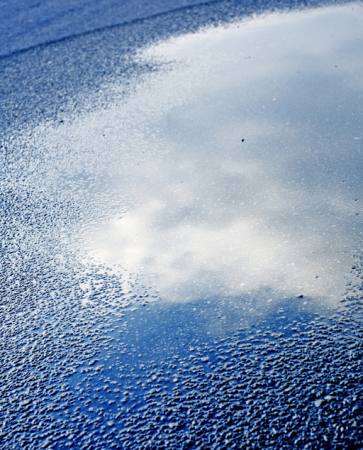 de água, asfalto, céu, reflexão, estrada Bellemedia - Dreamstime