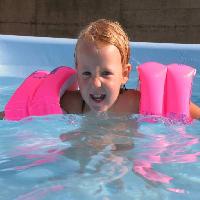 Pixwords Com a imagem criança, nade, água, piscina, natação, menino, pessoa Charlotte Leaper (Cleaper)