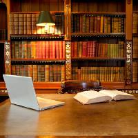 livros, laptop, livro, chiar Photogl - Dreamstime