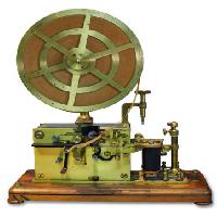 redondo, roda, objeto, velho, antigo, tele, comunicação, dispositivo Pavel Losevsky - Dreamstime